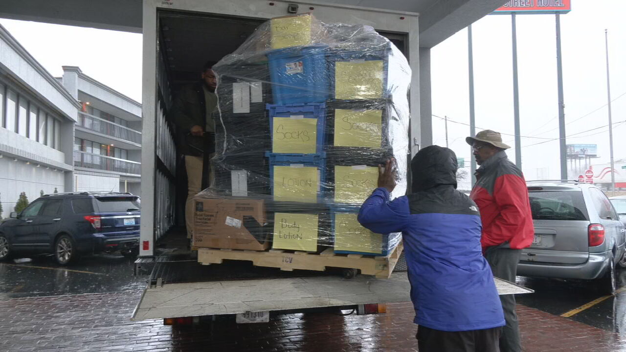 Louisville nonprofit delivers 3,500 pounds of hygiene products, gloves for homeless ahead of frigid weather